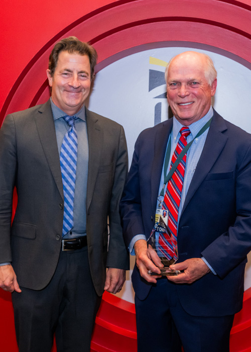 Dr. Browne Honored as Inaugural Recipient of UMSOM’s Luminary Award